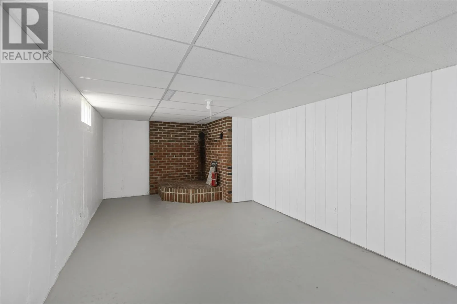 353 Doncaster RD