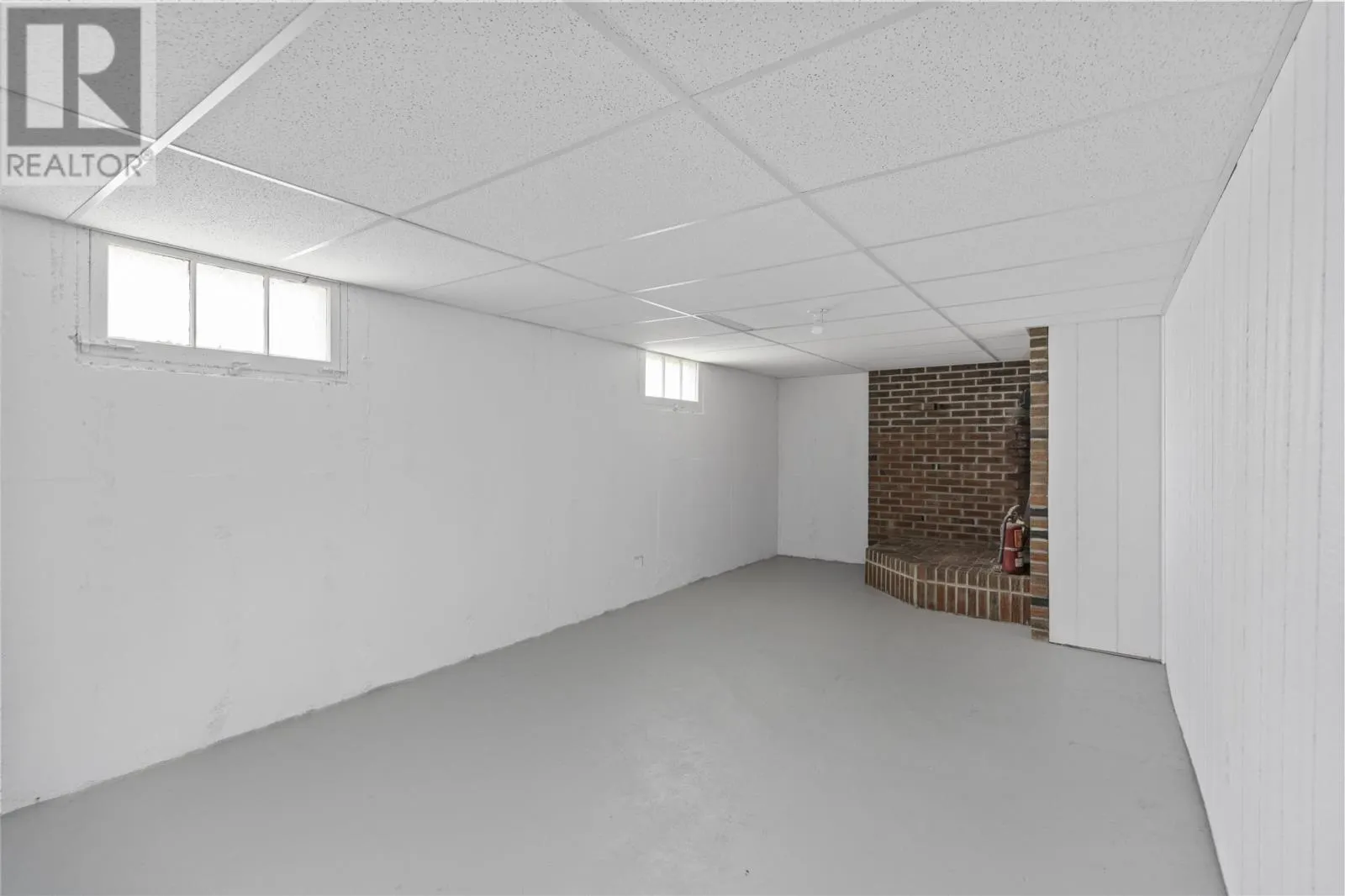 353 Doncaster RD