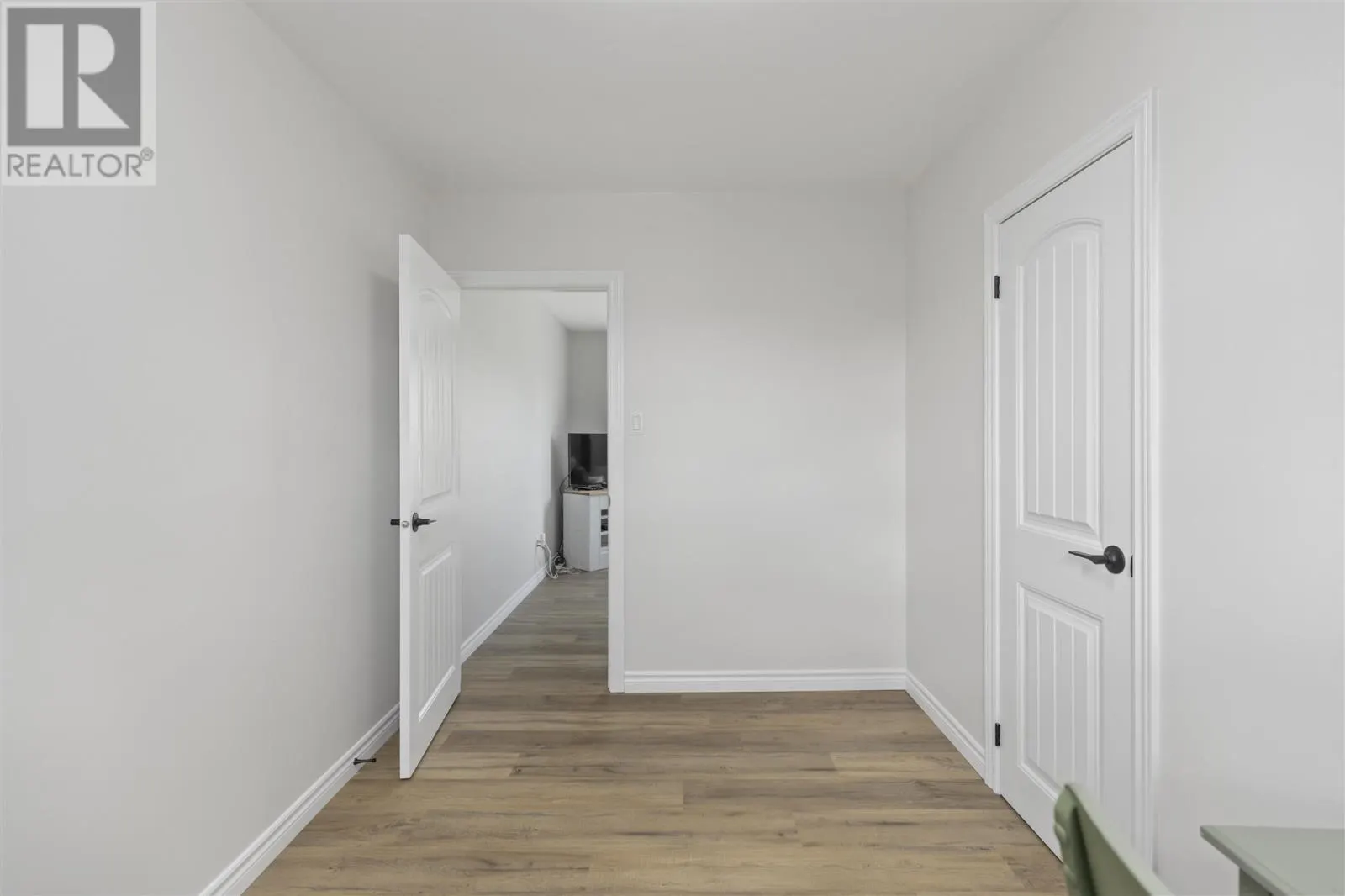 353 Doncaster RD