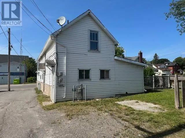 160 Bruce ST