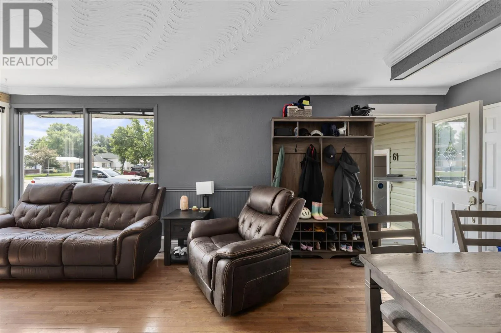 61 Cartier ST
