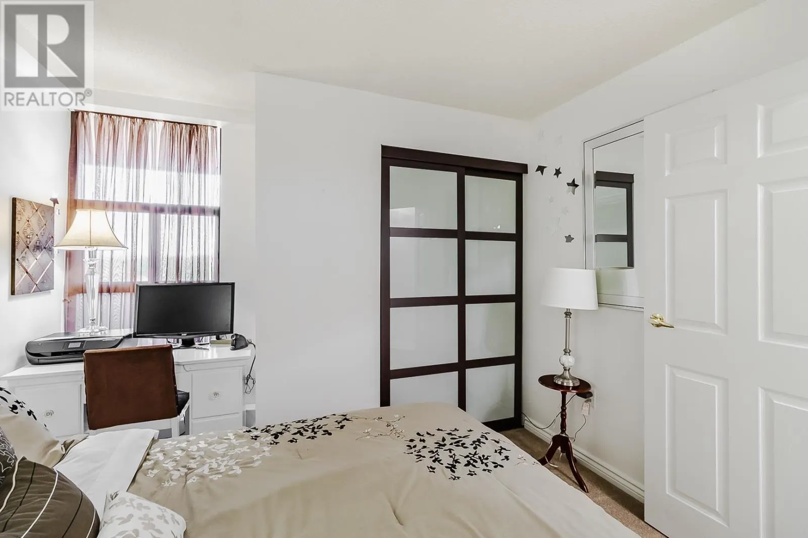 1139 Queen ST E # 903