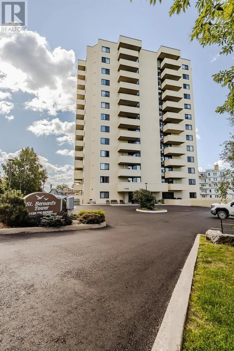 1139 Queen ST E # 903