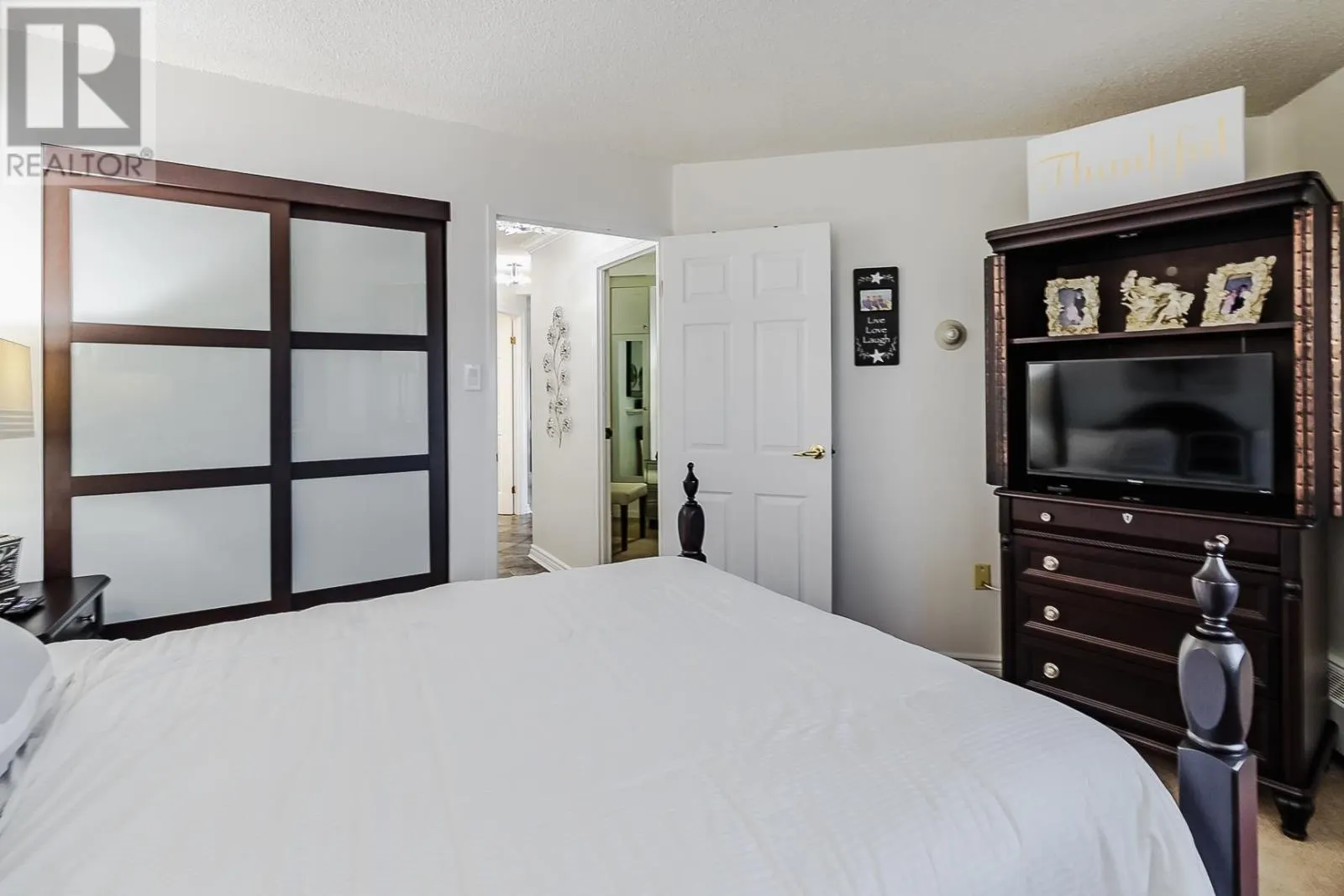 1139 Queen ST E # 903