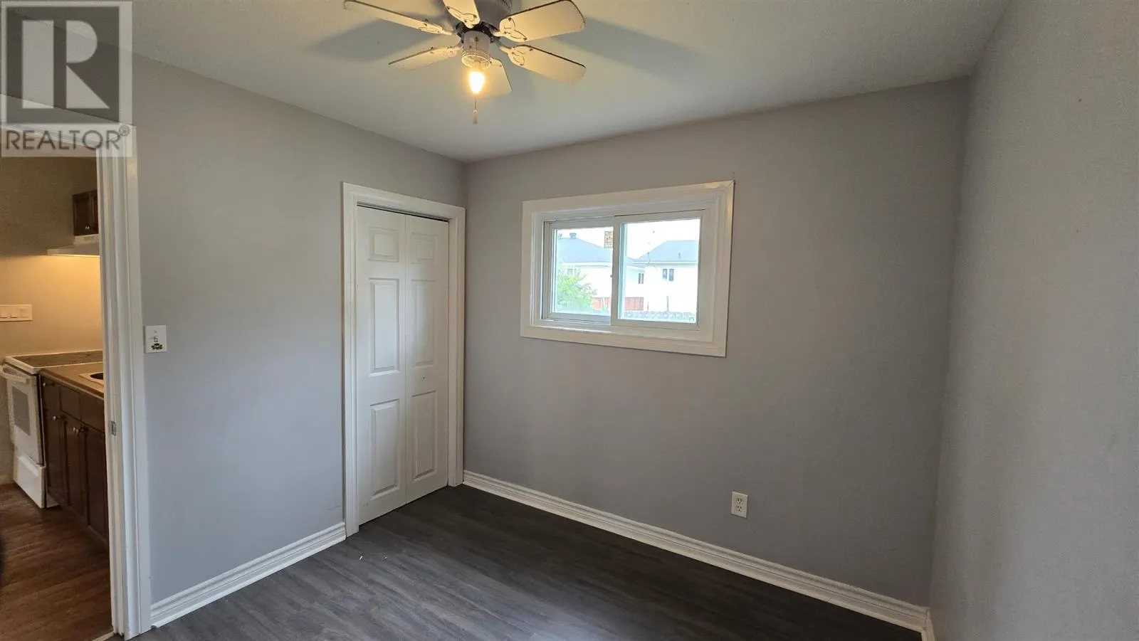 104 Wawanosh AVE