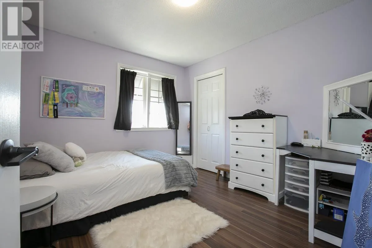 1033 Black RD
