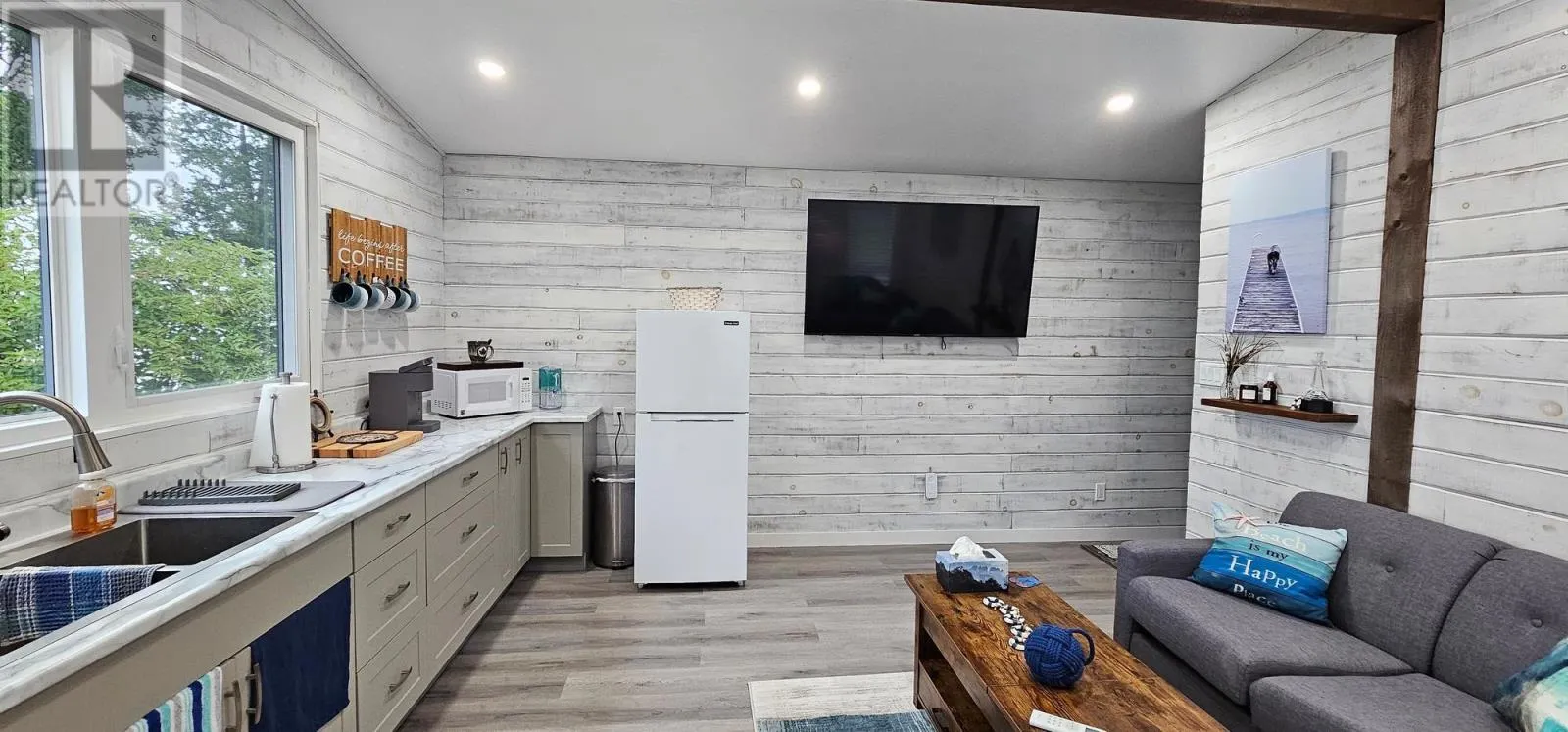 1 Rennison RD