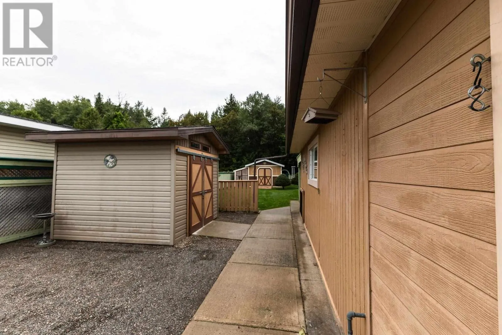 617 Boundary RD