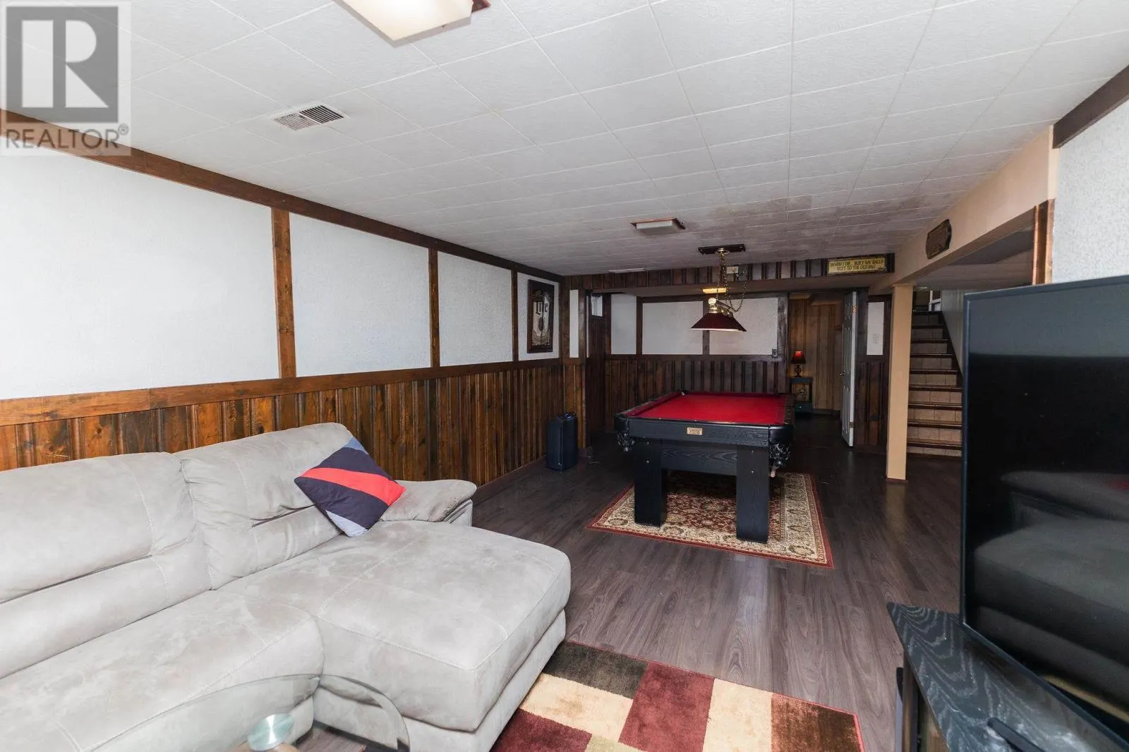 617 Boundary RD