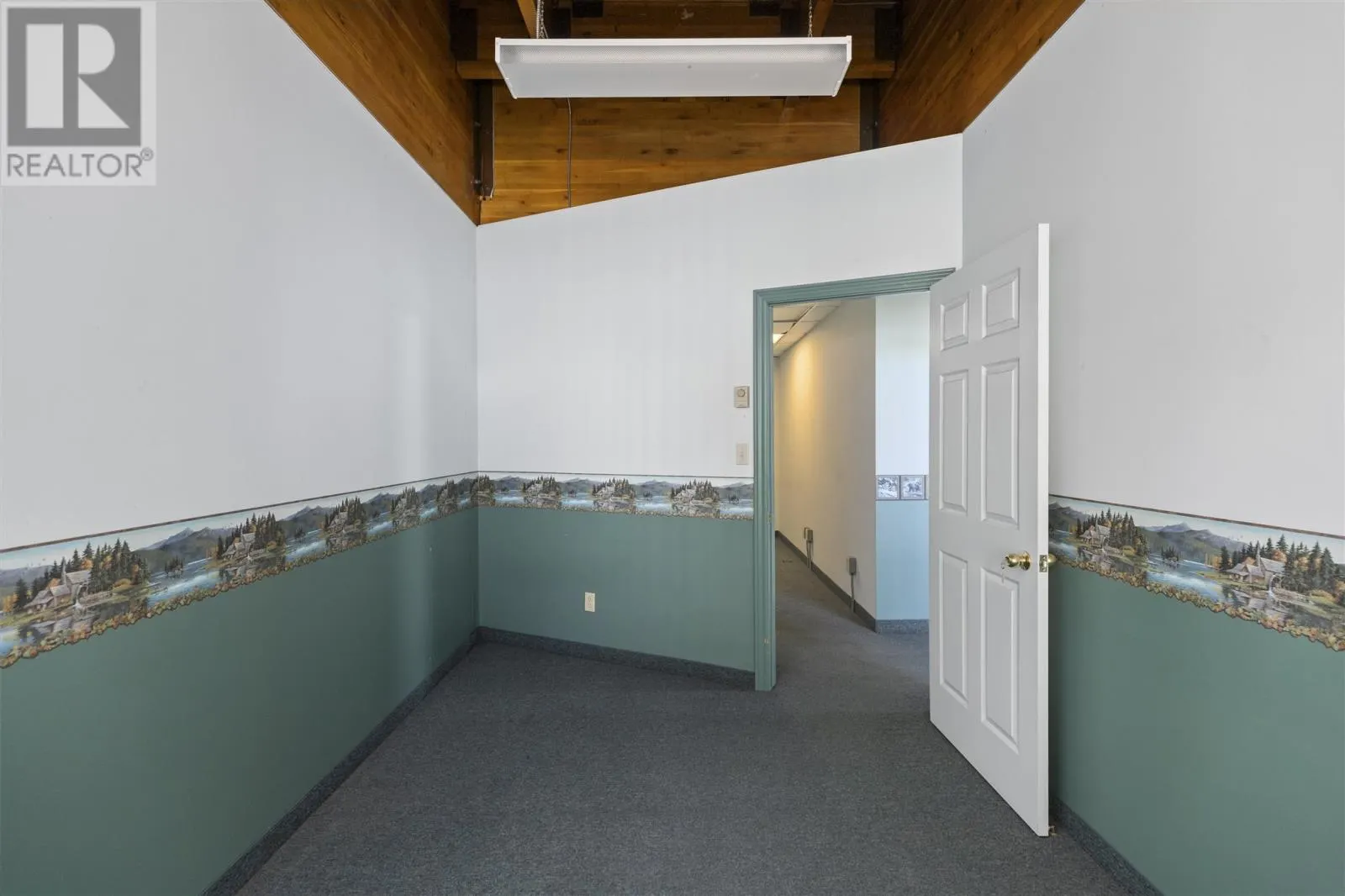 120 Huron ST
