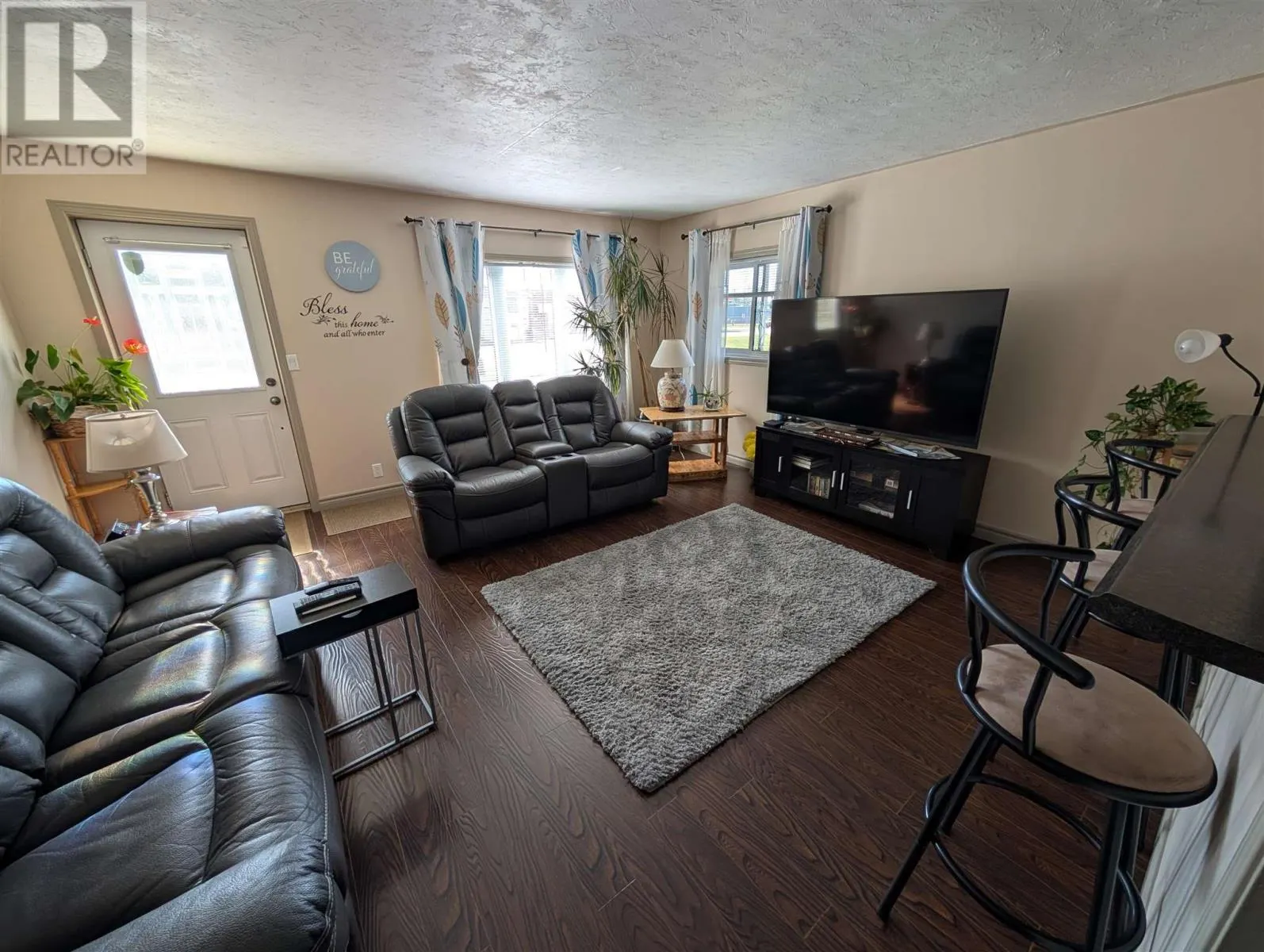 59 Winston RD