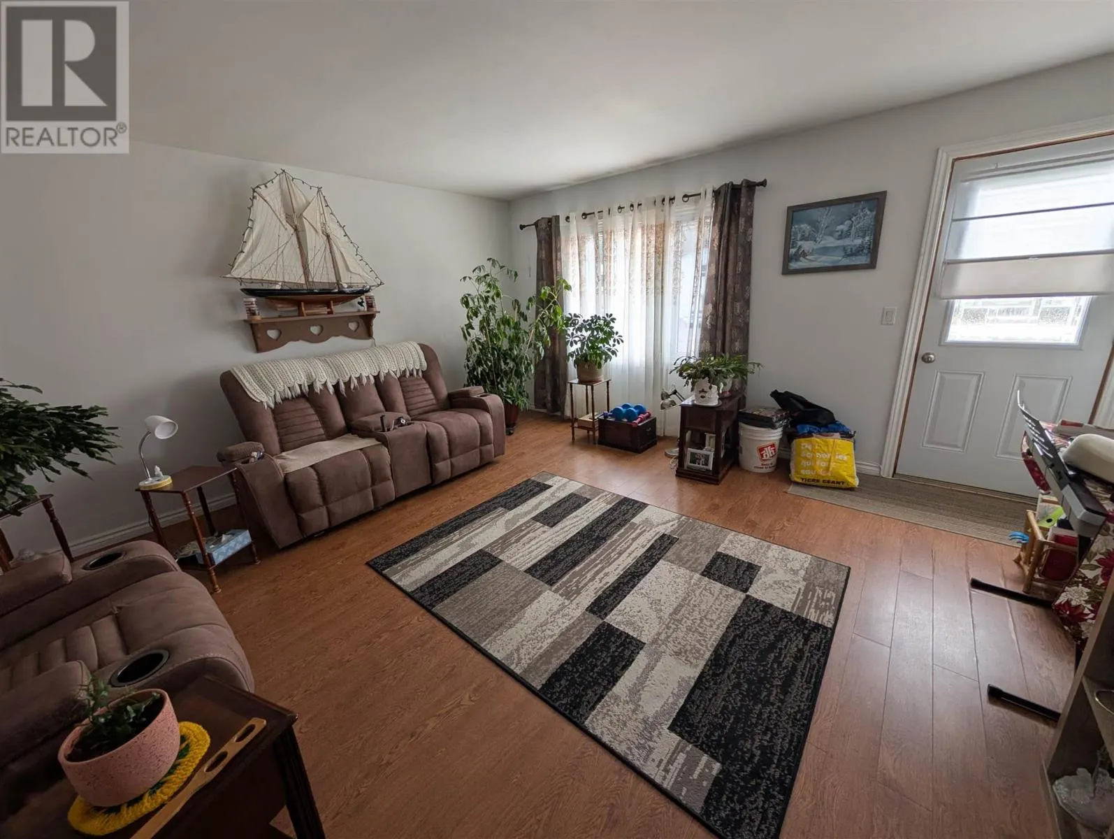 59 Winston RD