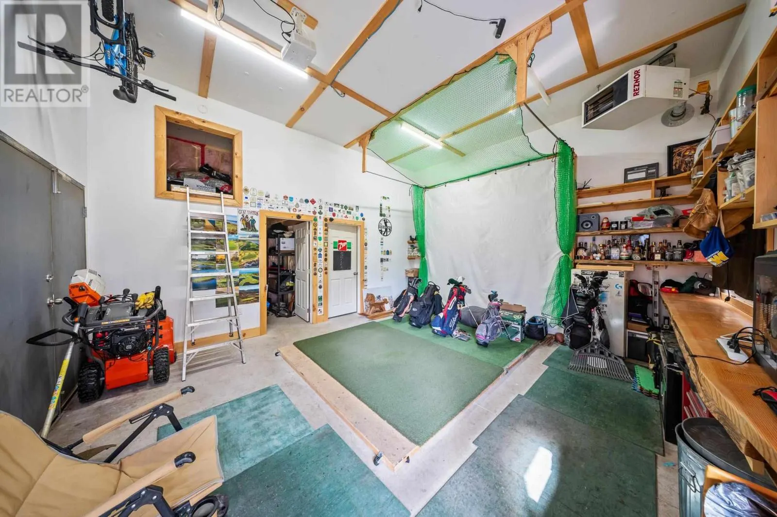 124 Eagle DR