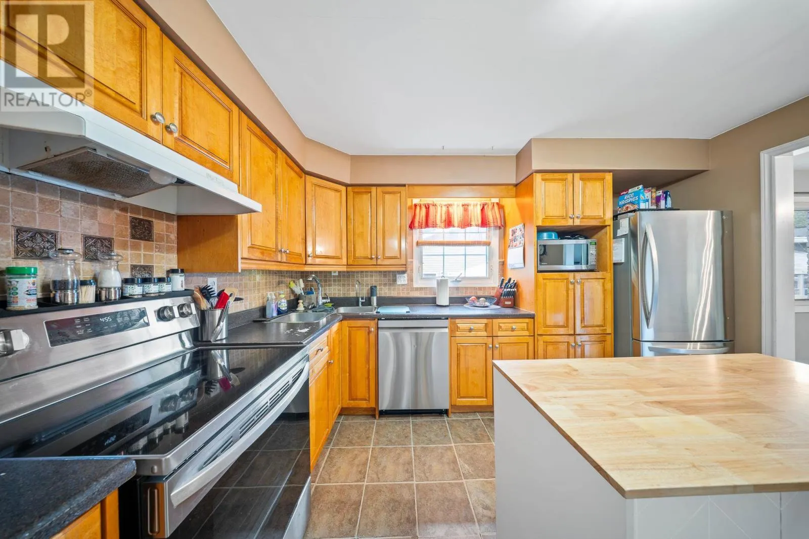 124 Eagle DR