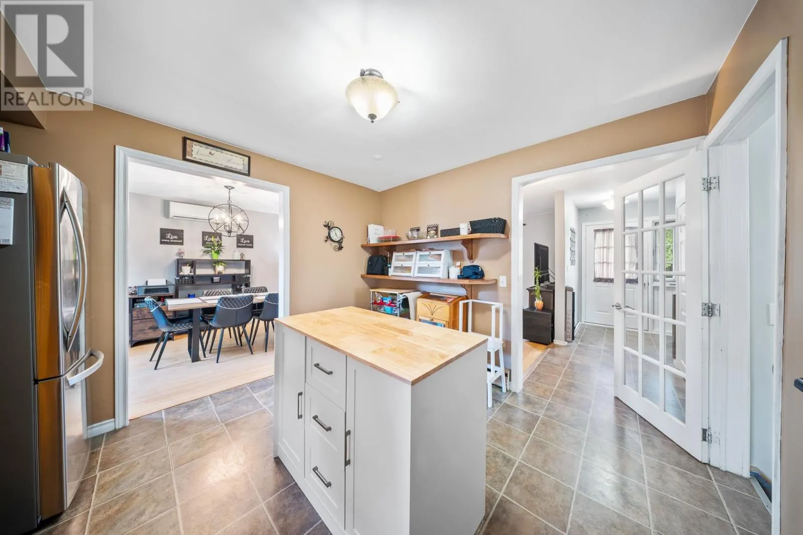 124 Eagle DR