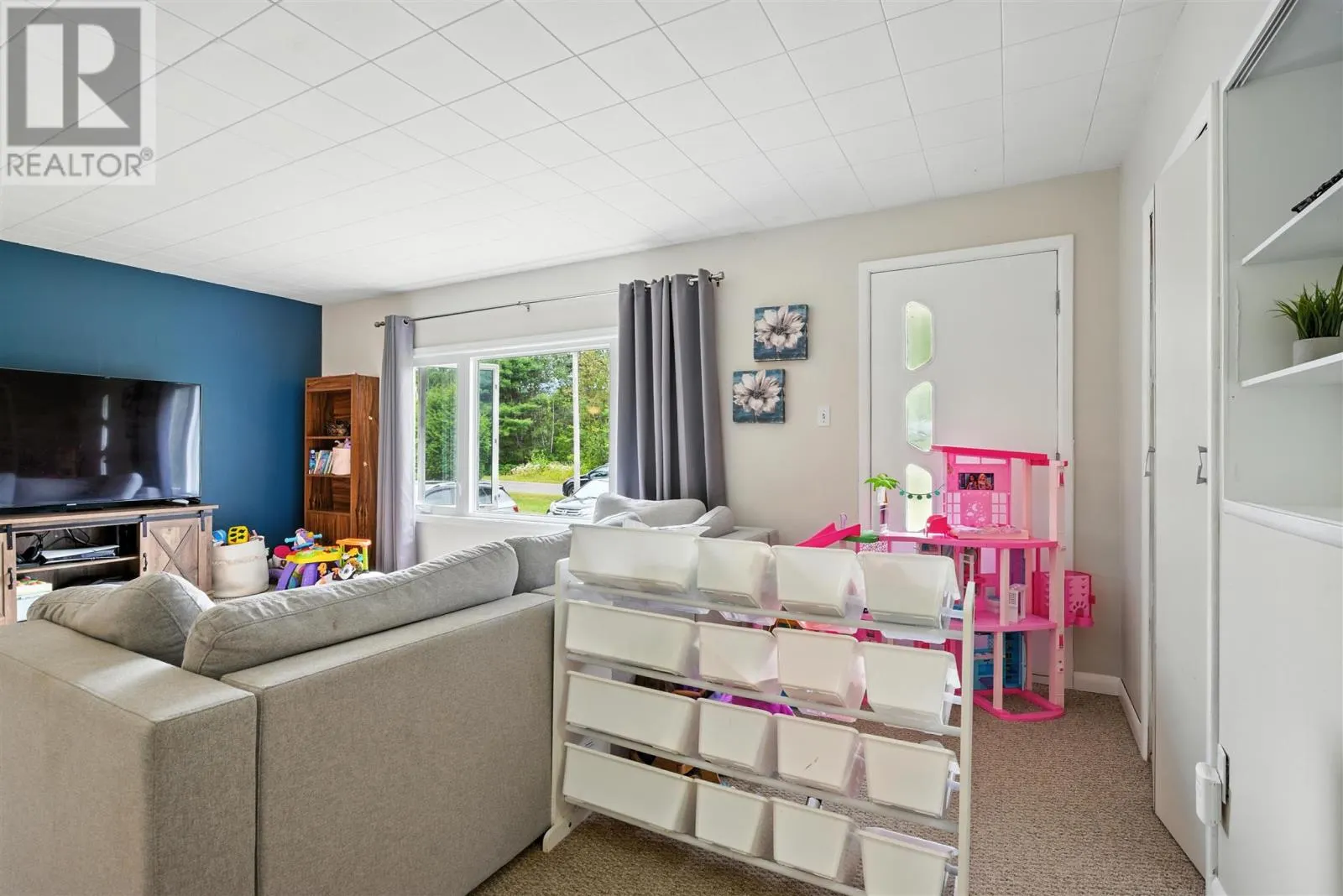 29 Eley RD