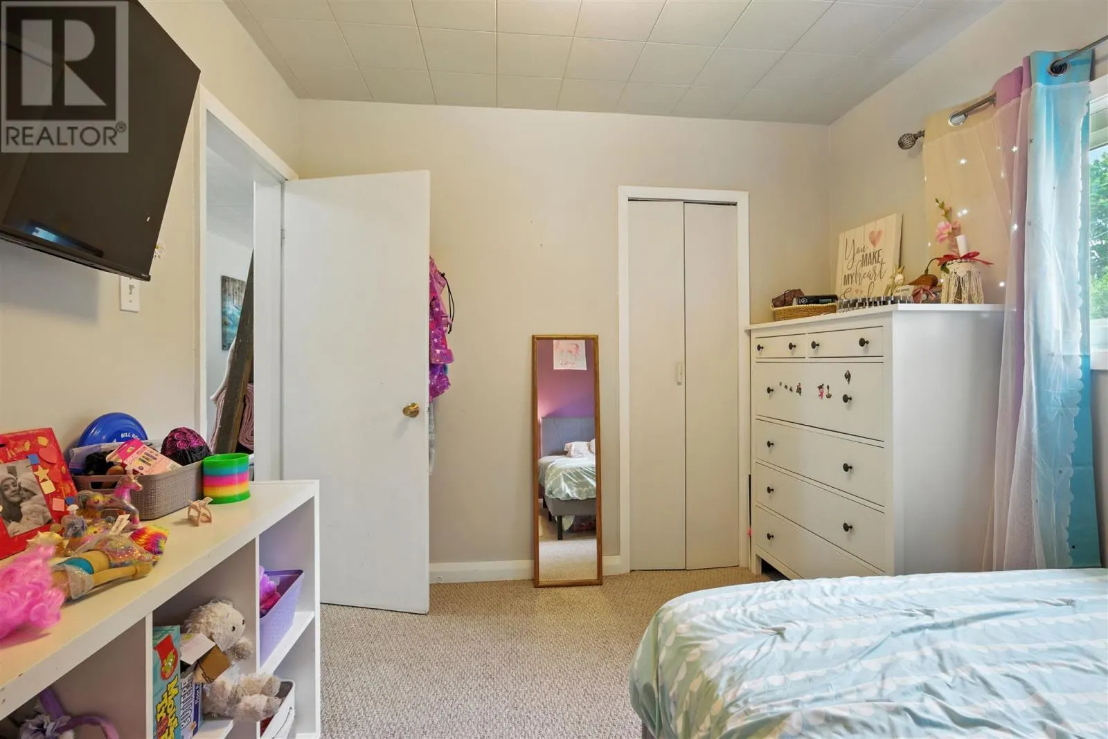 29 Eley RD