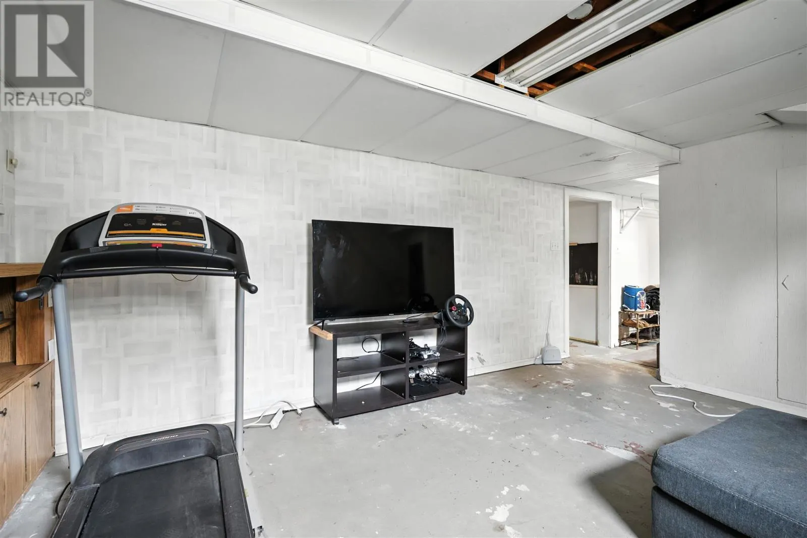 29 Eley RD