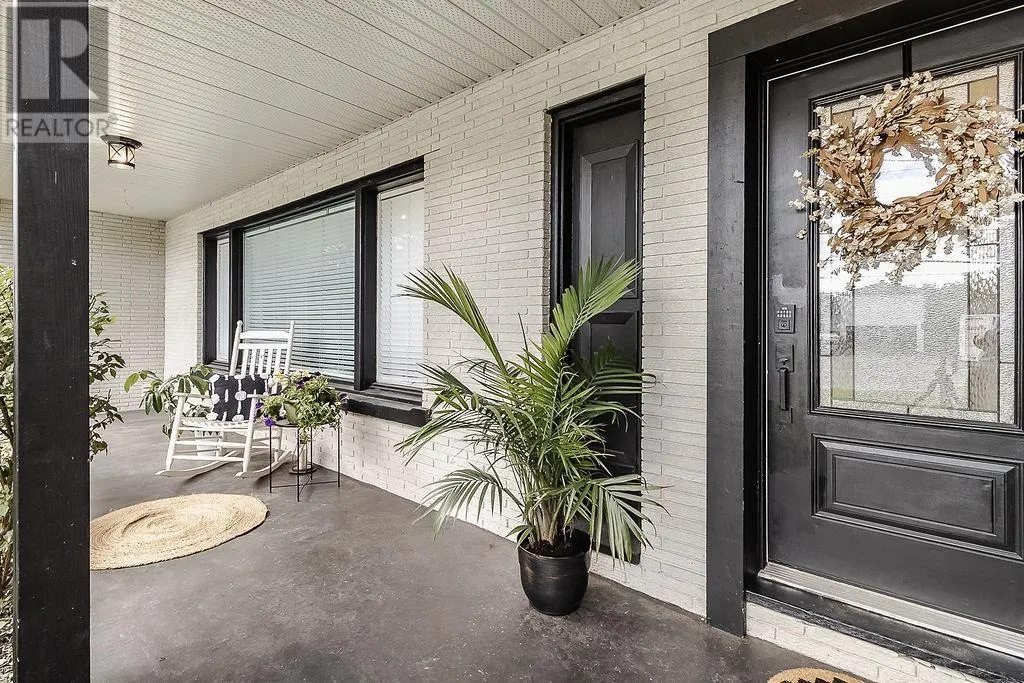 1468 Queen Street East