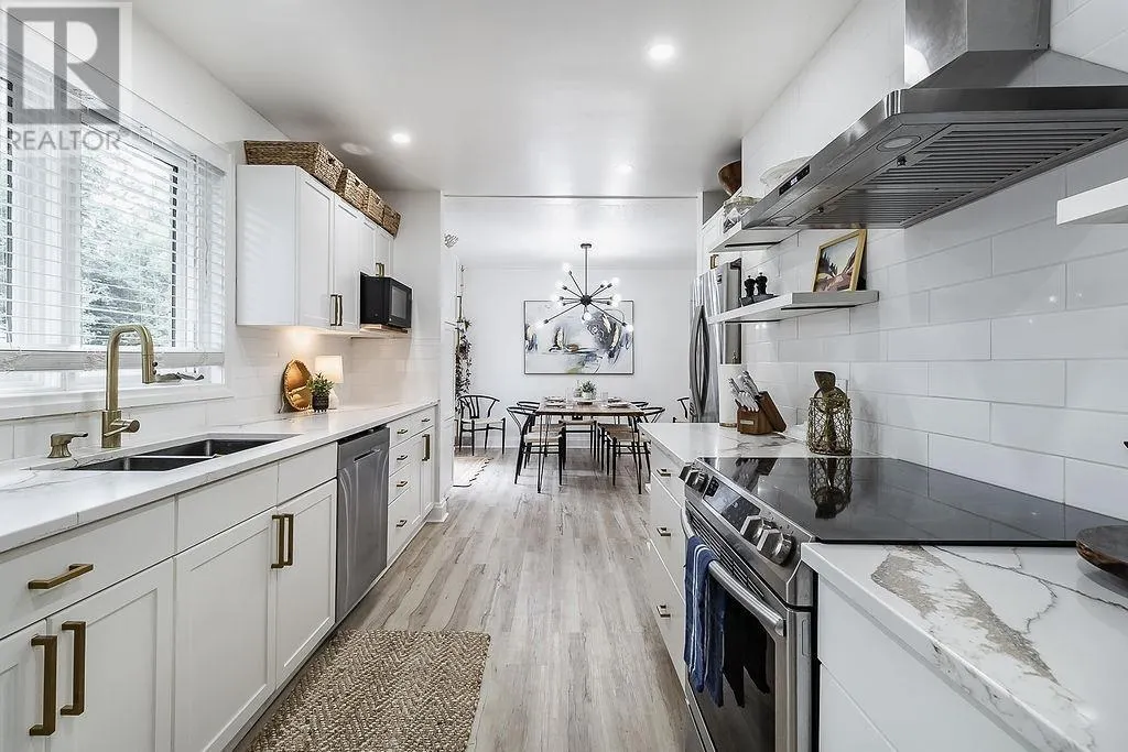 1468 Queen Street East