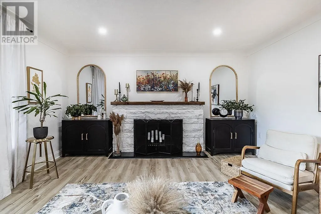 1468 Queen Street East