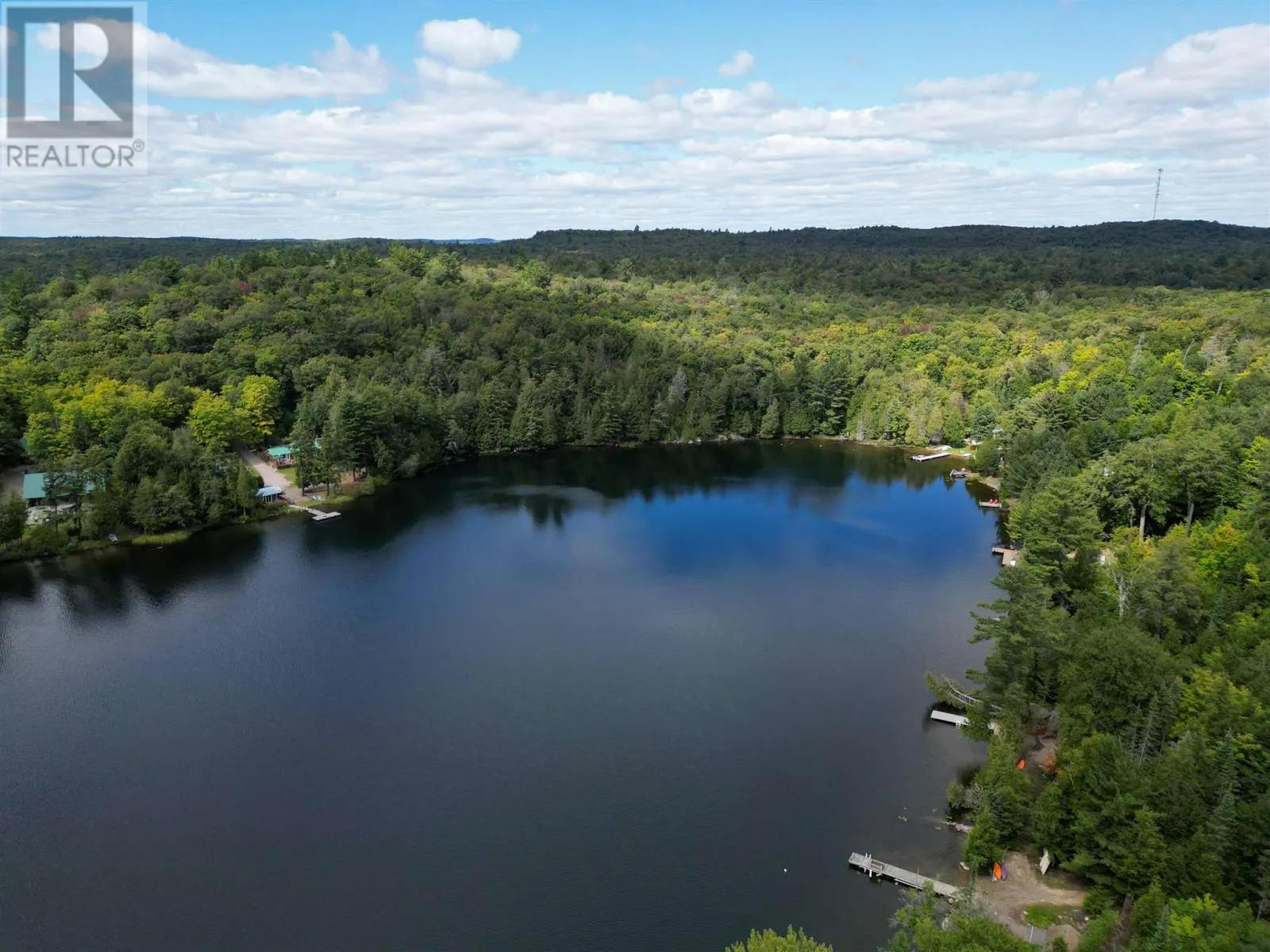 425 Axe Lake RD