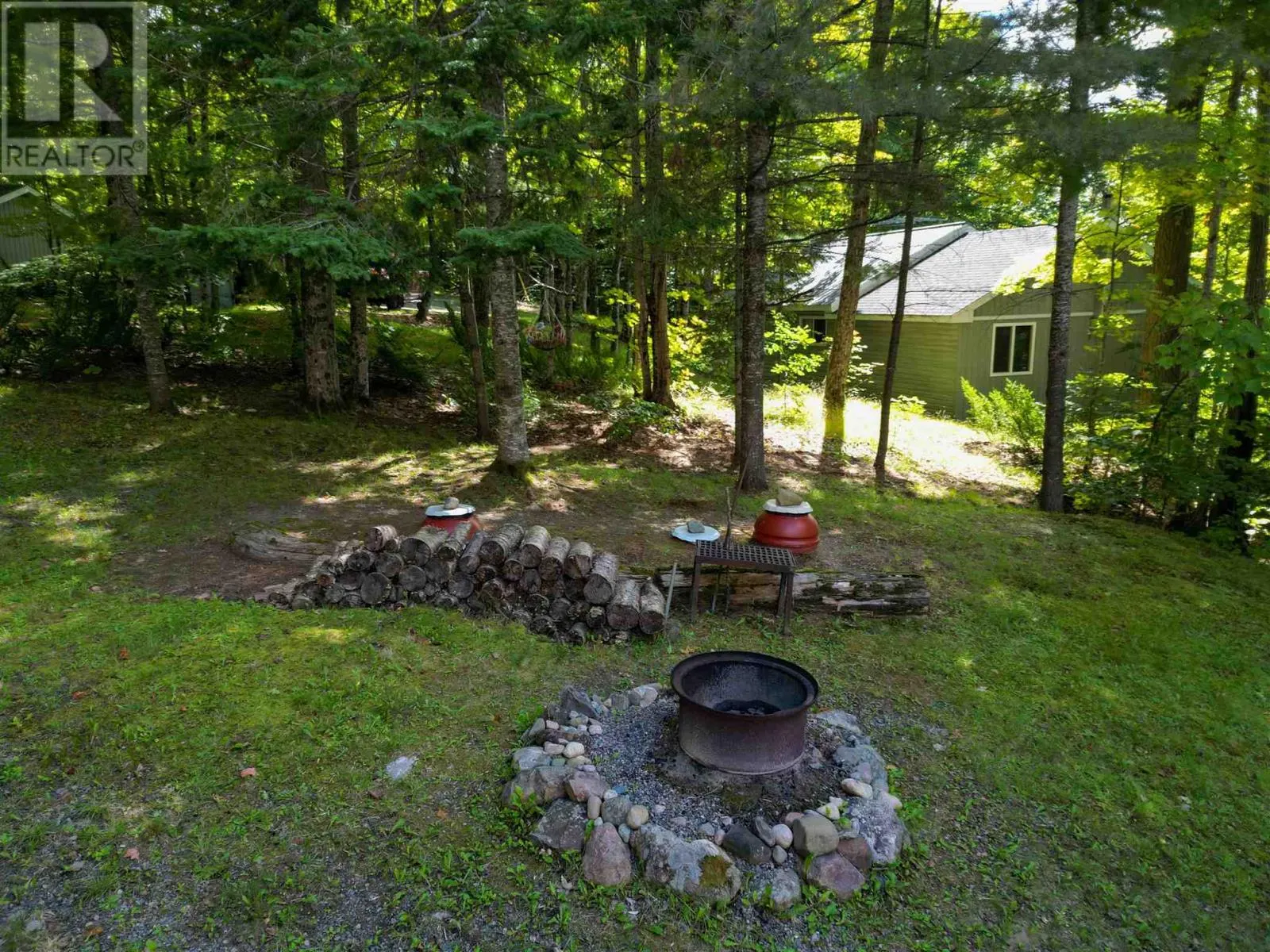 425 Axe Lake RD
