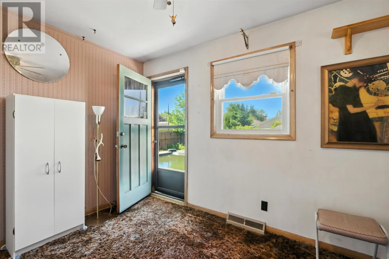 343 Rowell AVE
