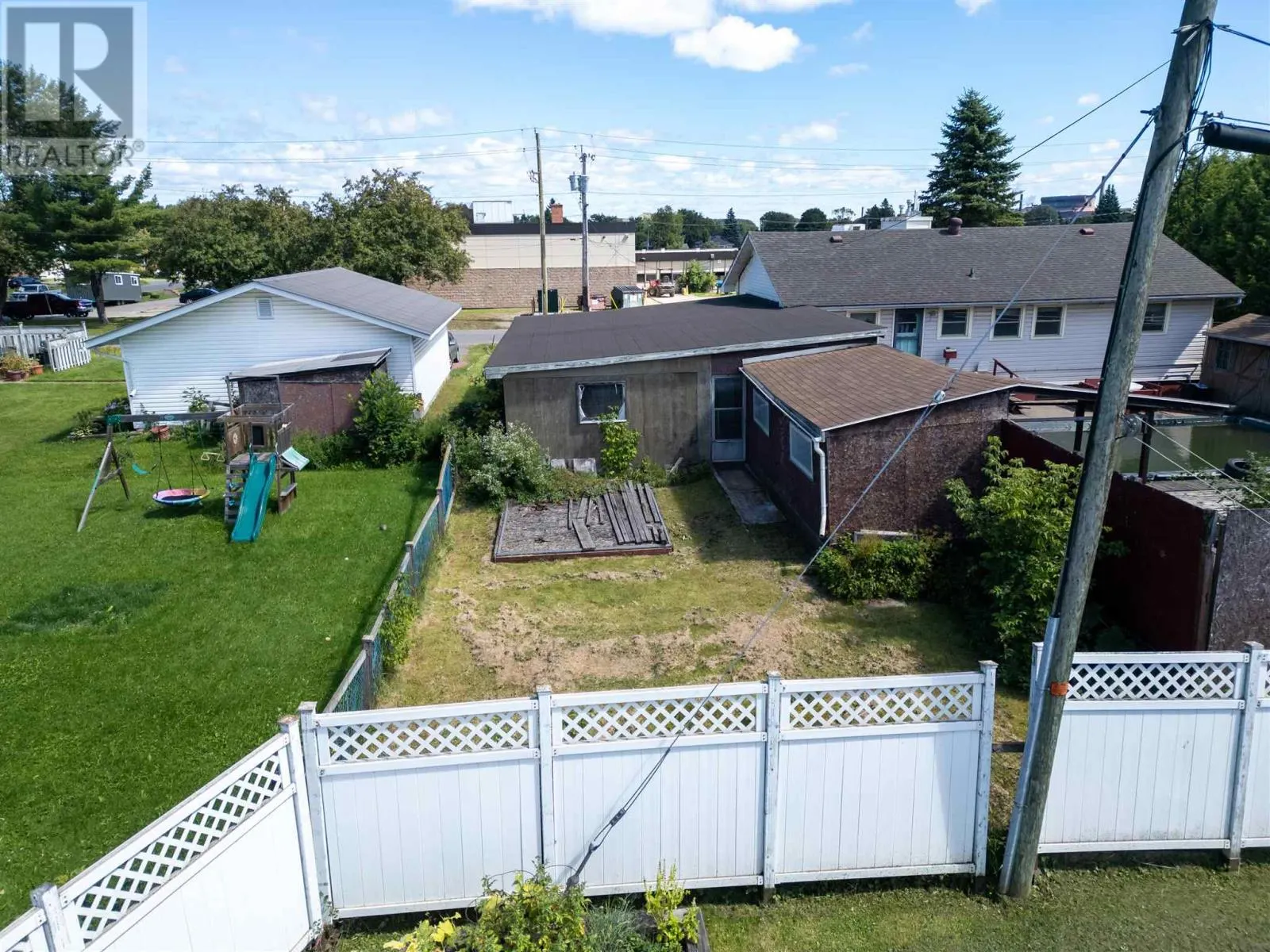 343 Rowell AVE