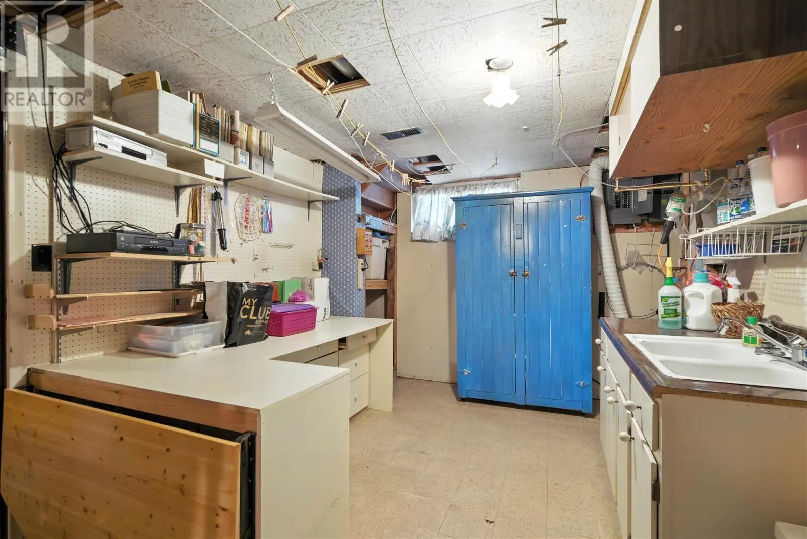343 Rowell AVE