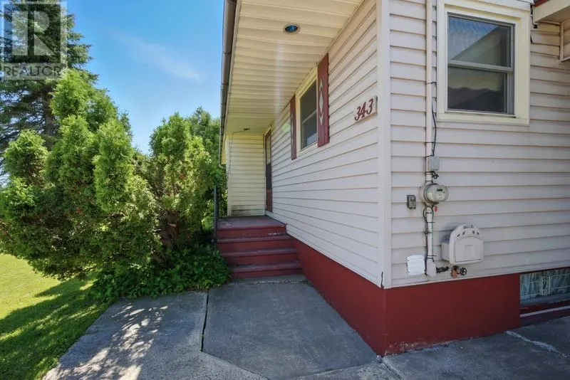 343 Rowell AVE