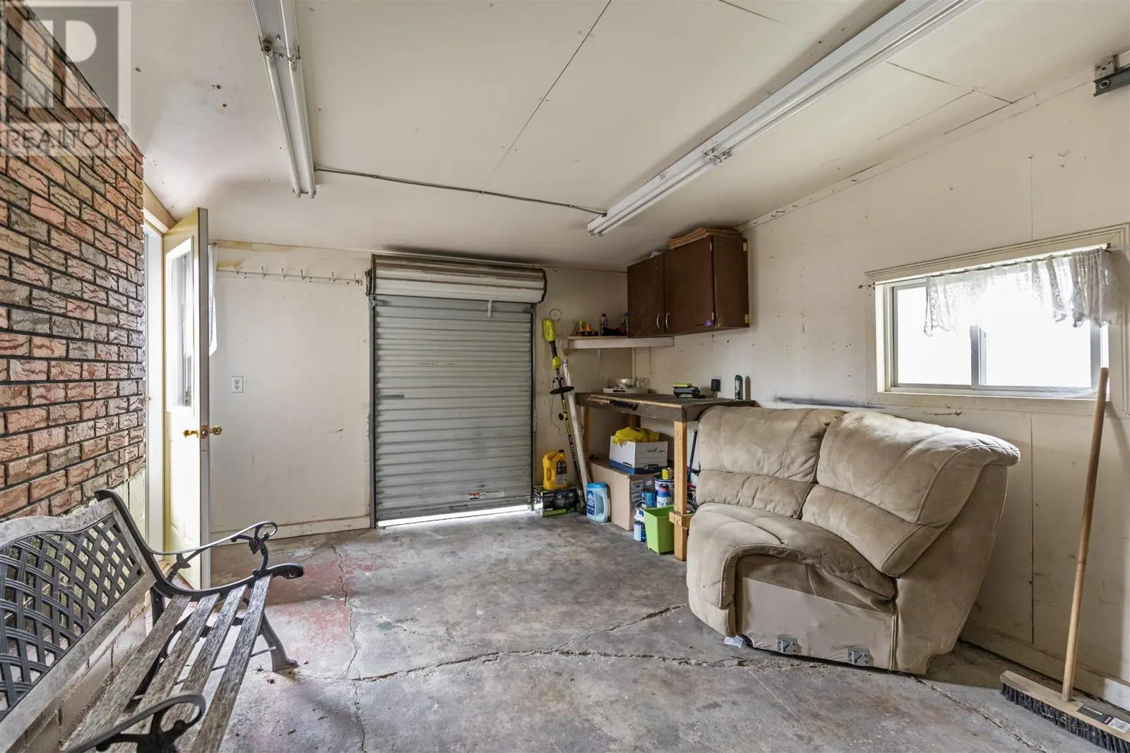 236 Hampton RD