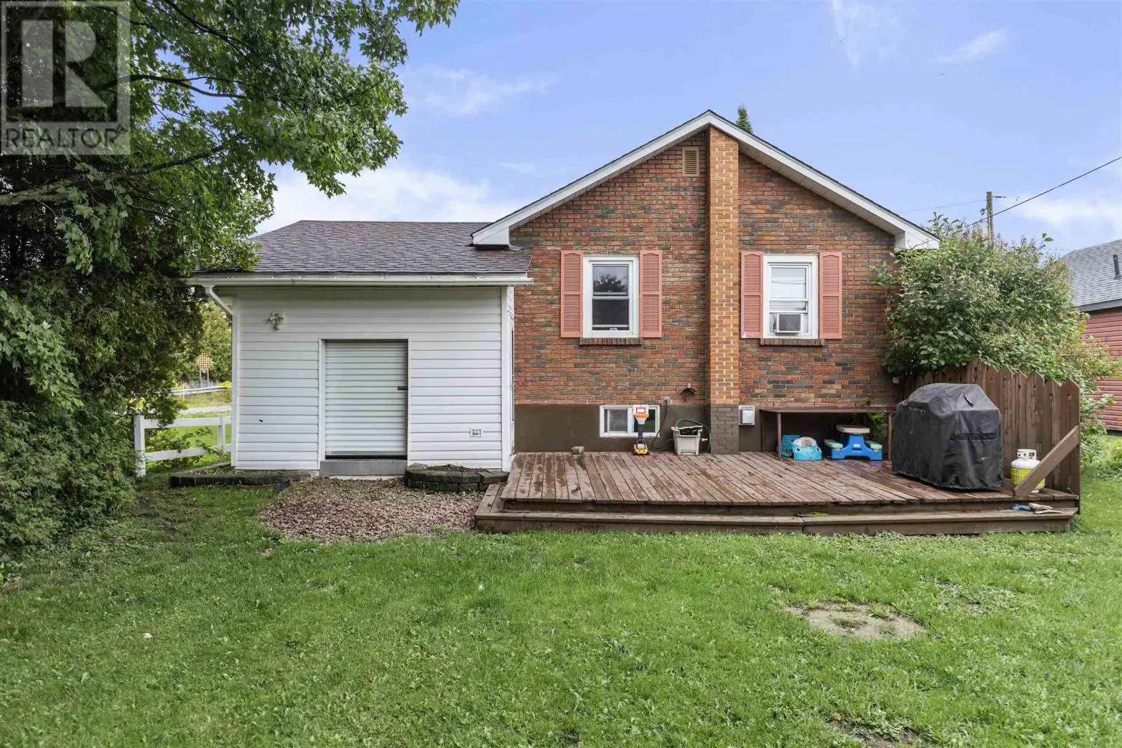 236 Hampton RD