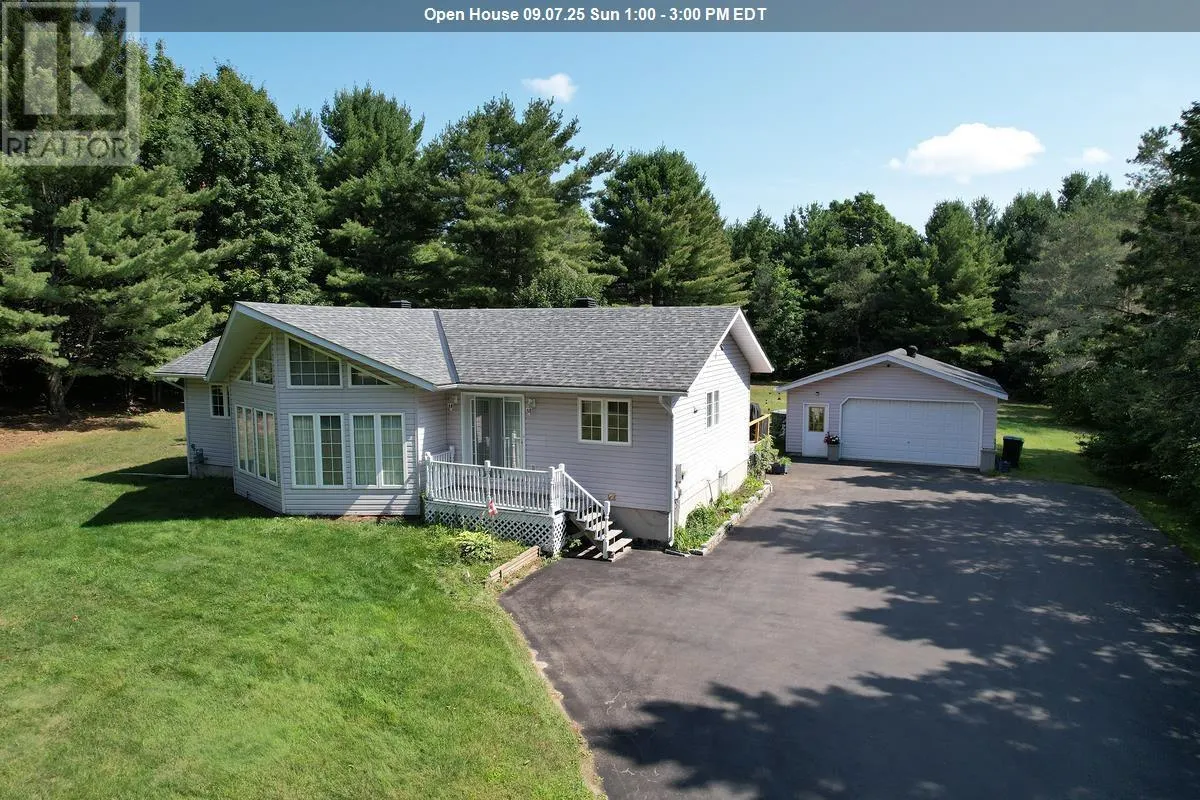 596 Moss RD
