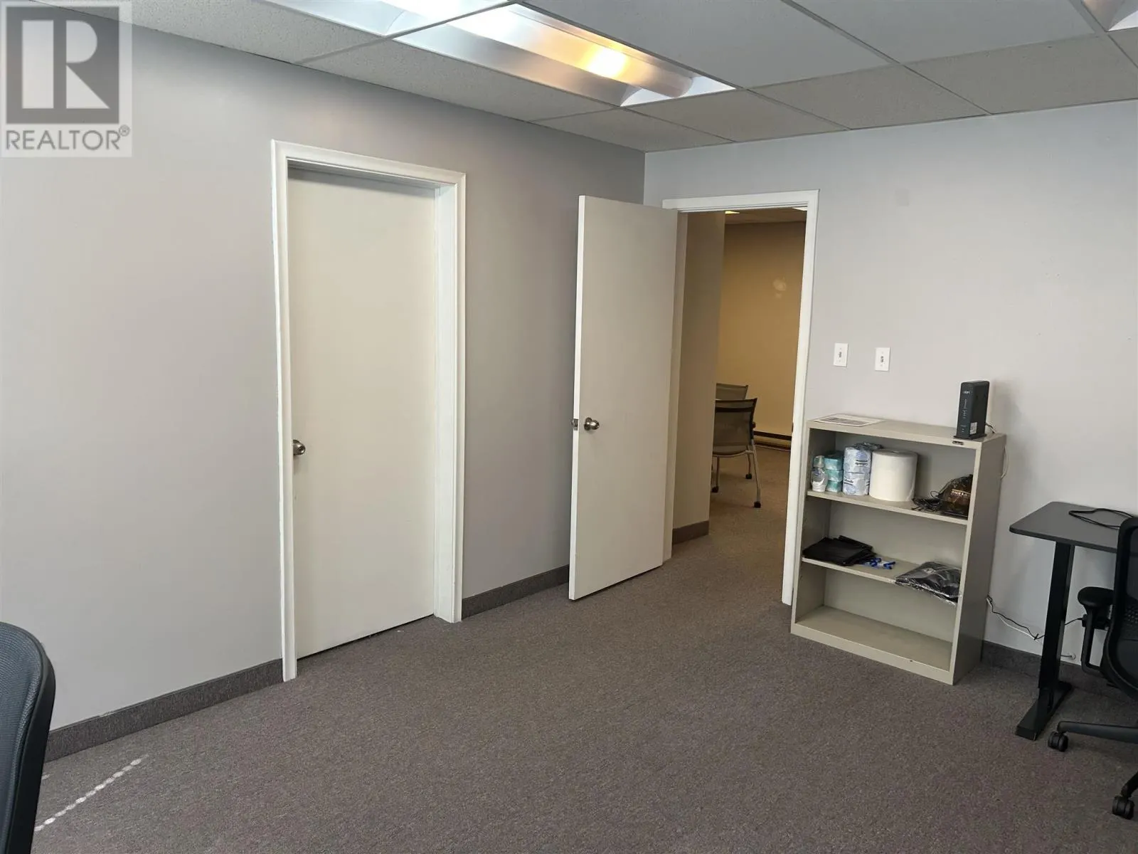 616 Queen ST E # 203