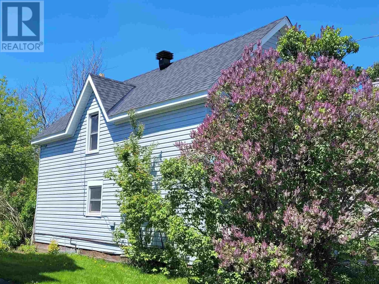 63 Walnut ST