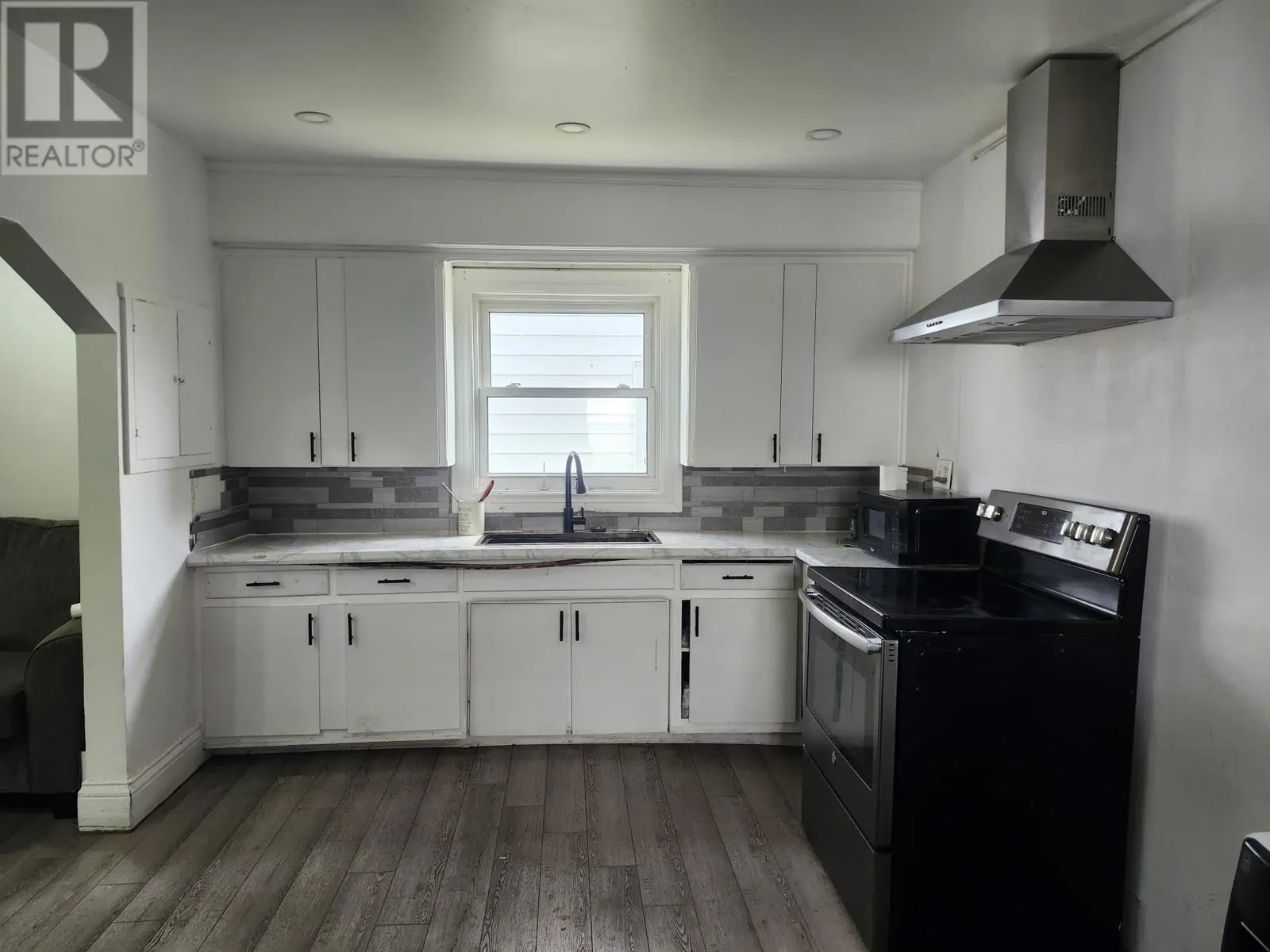 63 Walnut ST