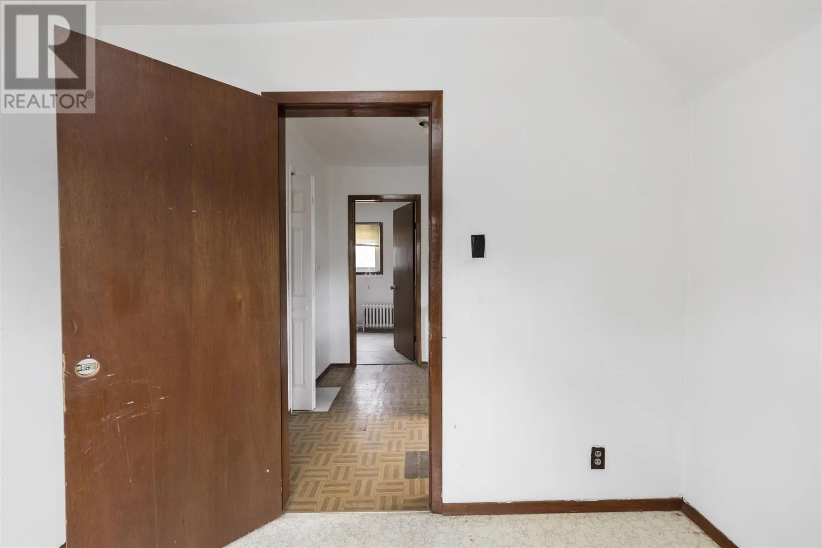 41 Wilcox AVE