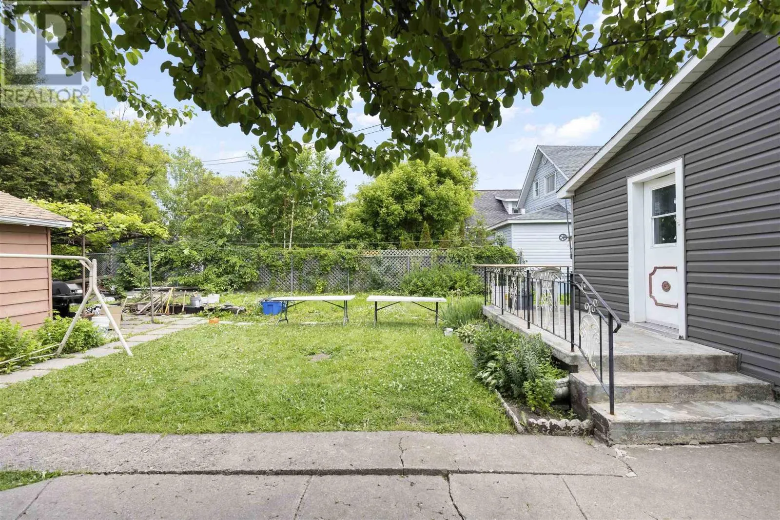 41 Wilcox AVE
