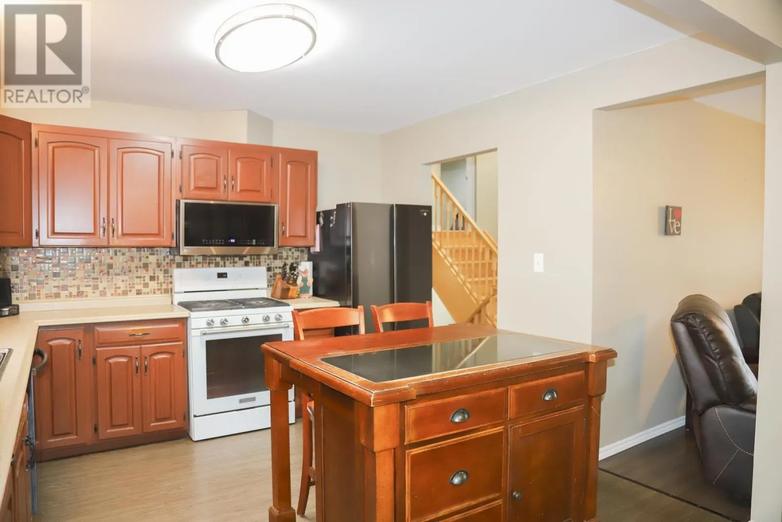 19 Sutton PL