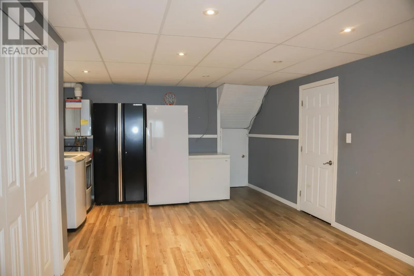 19 Sutton PL