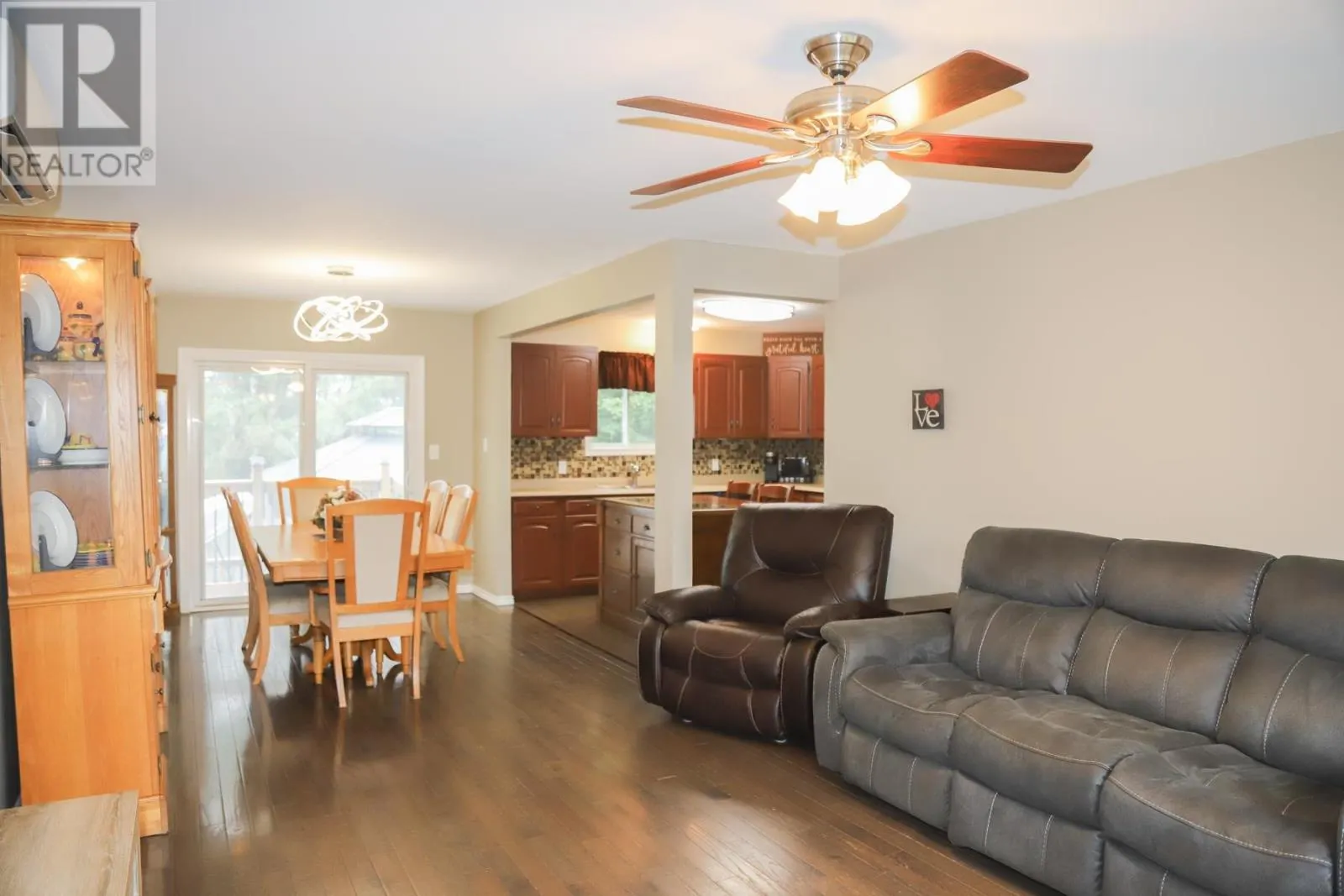 19 Sutton PL