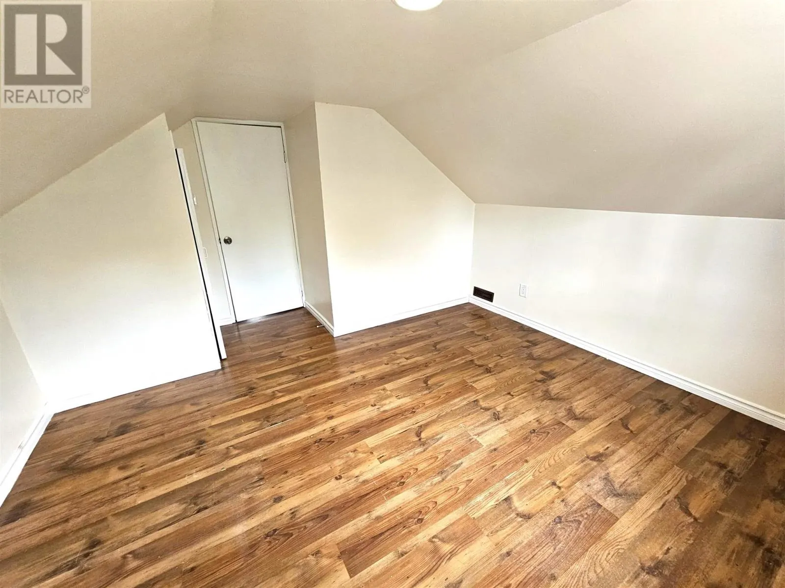 51 Pardee AVE