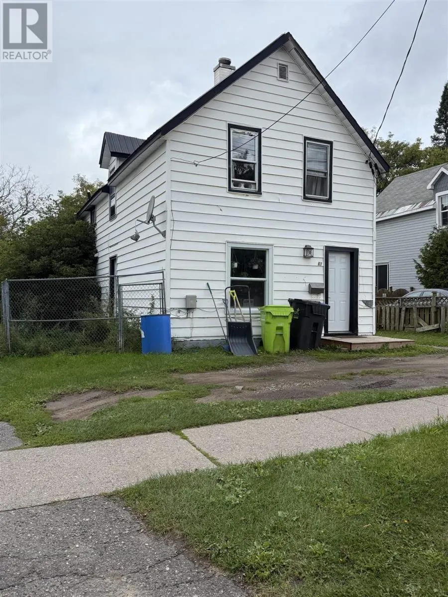67 Walnut ST