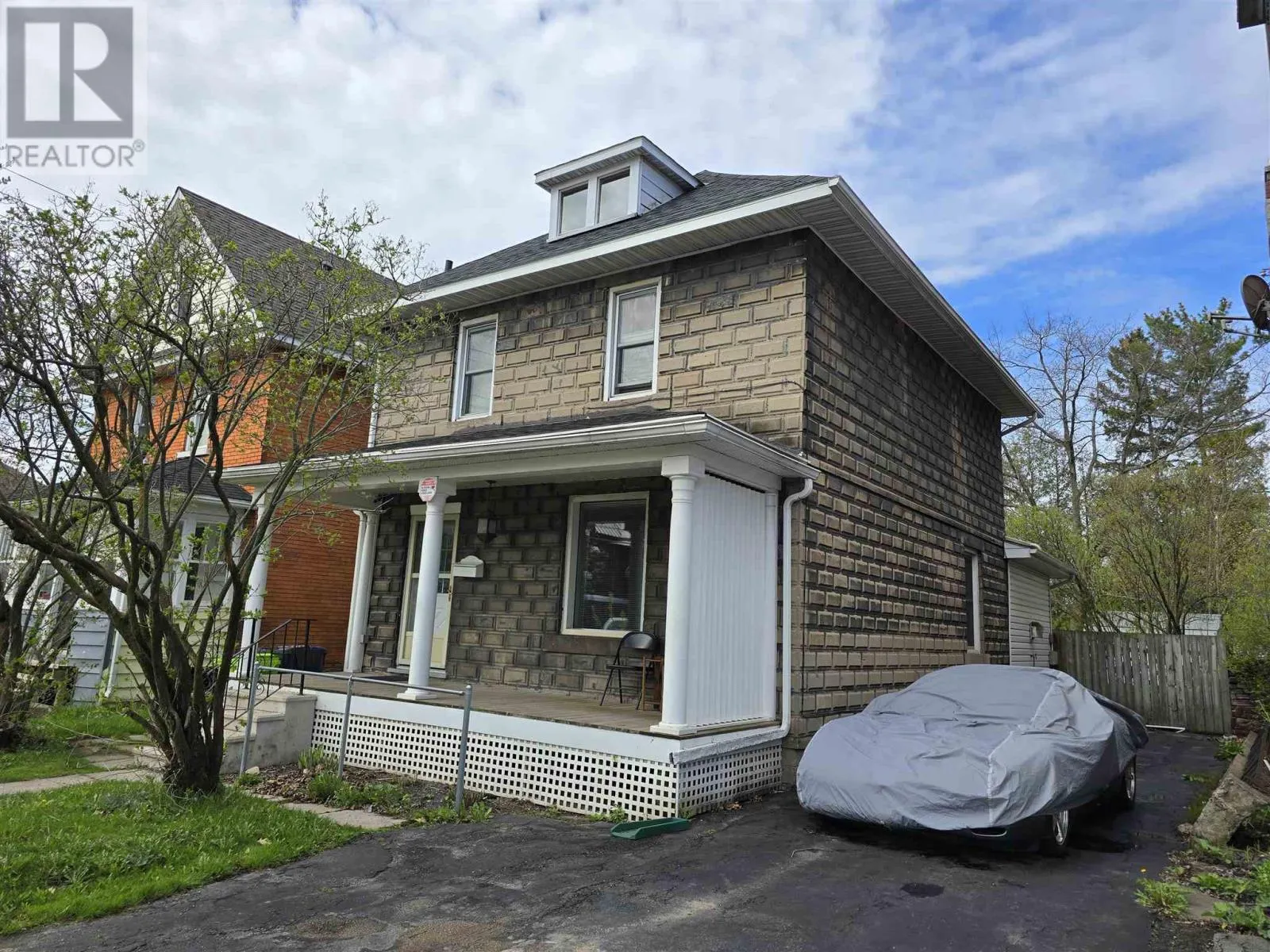 217 Brown ST