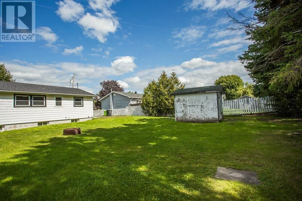435 Langdon RD
