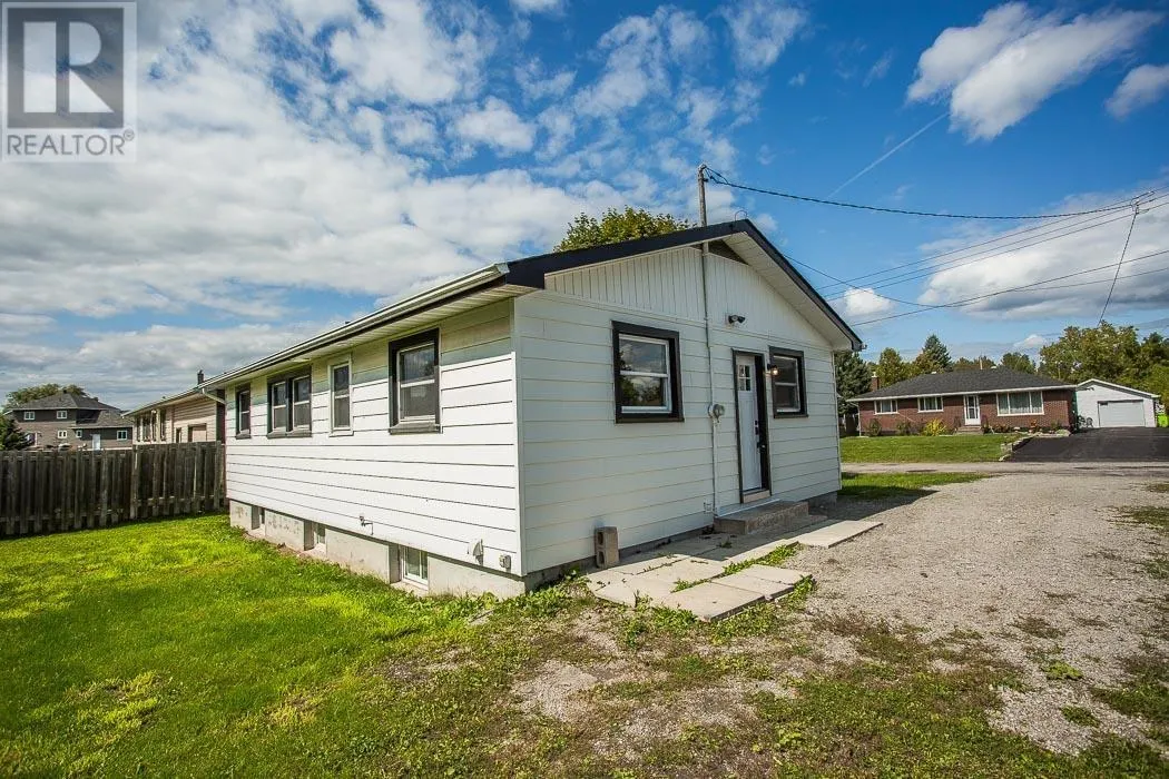 435 Langdon RD