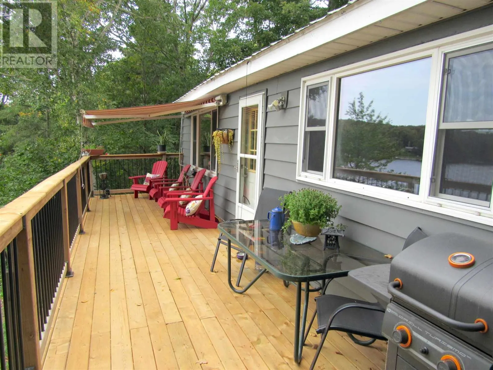 48 Axe Lake RD