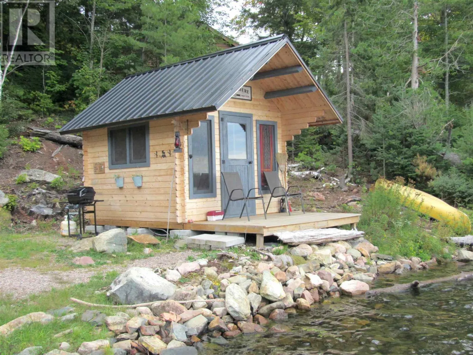 48 Axe Lake RD