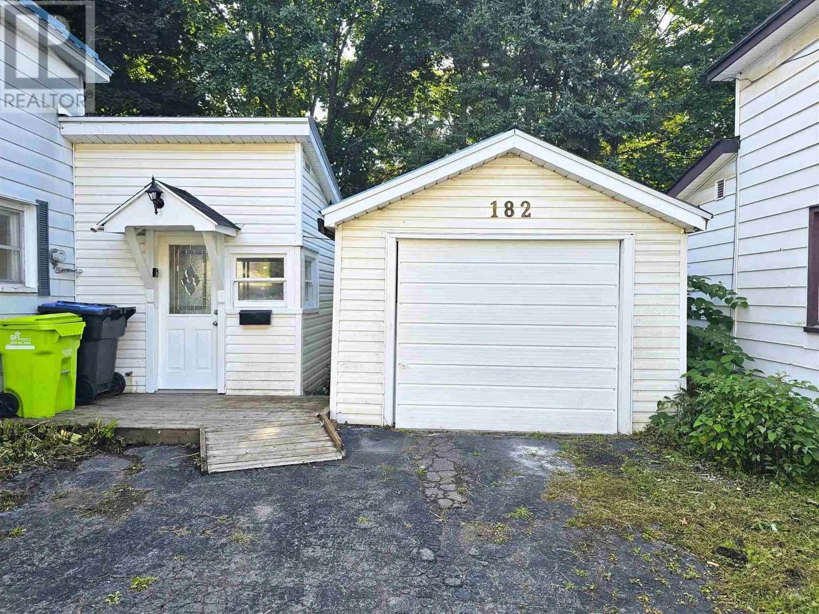 182 Biggings AVE